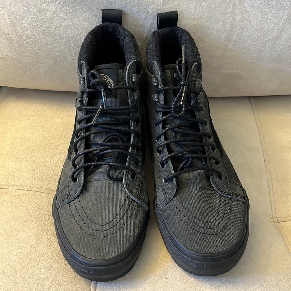 Vans men’s winter shoes